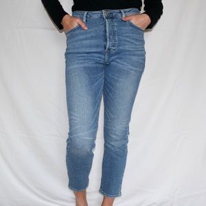 9” High Rise Mom Jeans